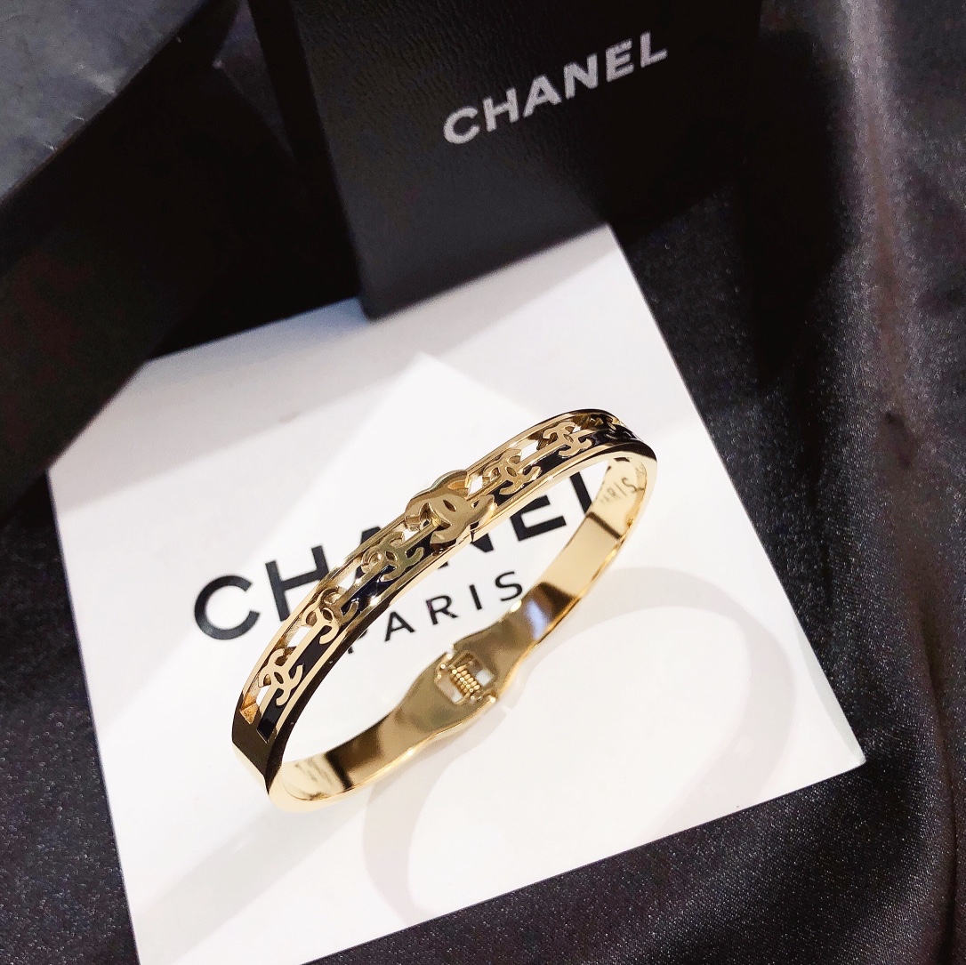 Replica CHANEL Bangle