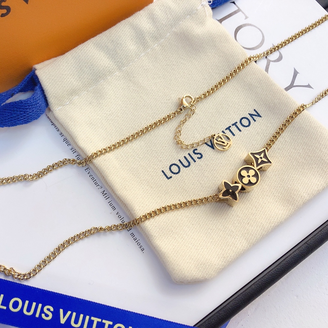 Replica LOUIS VUITTON Necklace