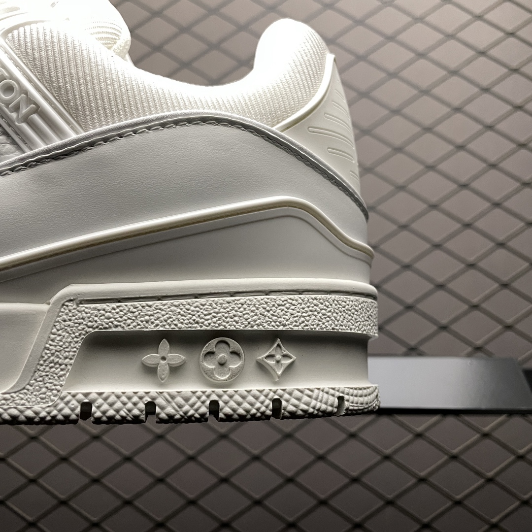 Replica Louis Vuitton Shoe Louis Vuitton LV Trainer Size 35-45 all White