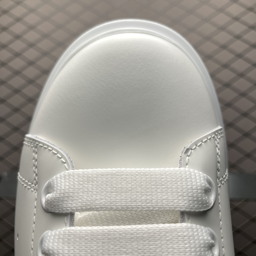 Replica Alexander McQueen Shoe Alexander McQueen size 35-45 with half size.c
