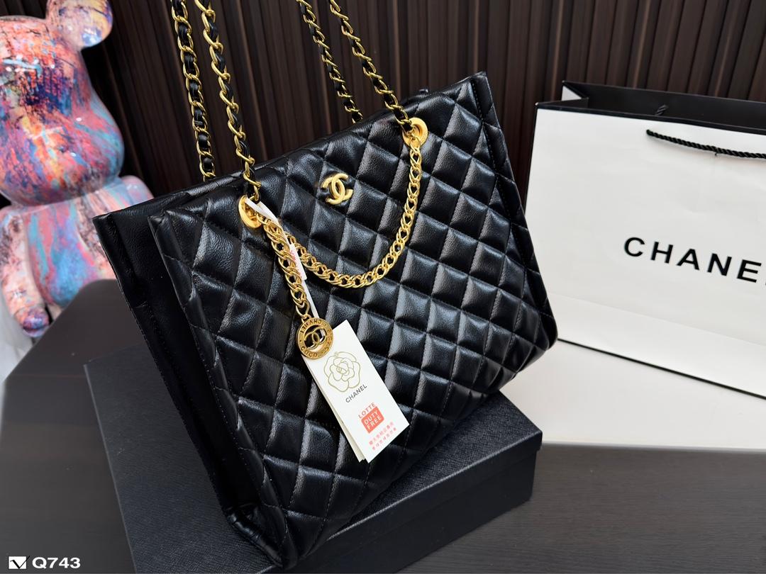 Replica Chanel Bag 32*28CM