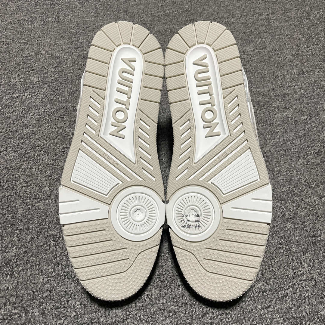 Replica Louis Vuitton Shoe Louis Vuitton LV Trainer size 35-46