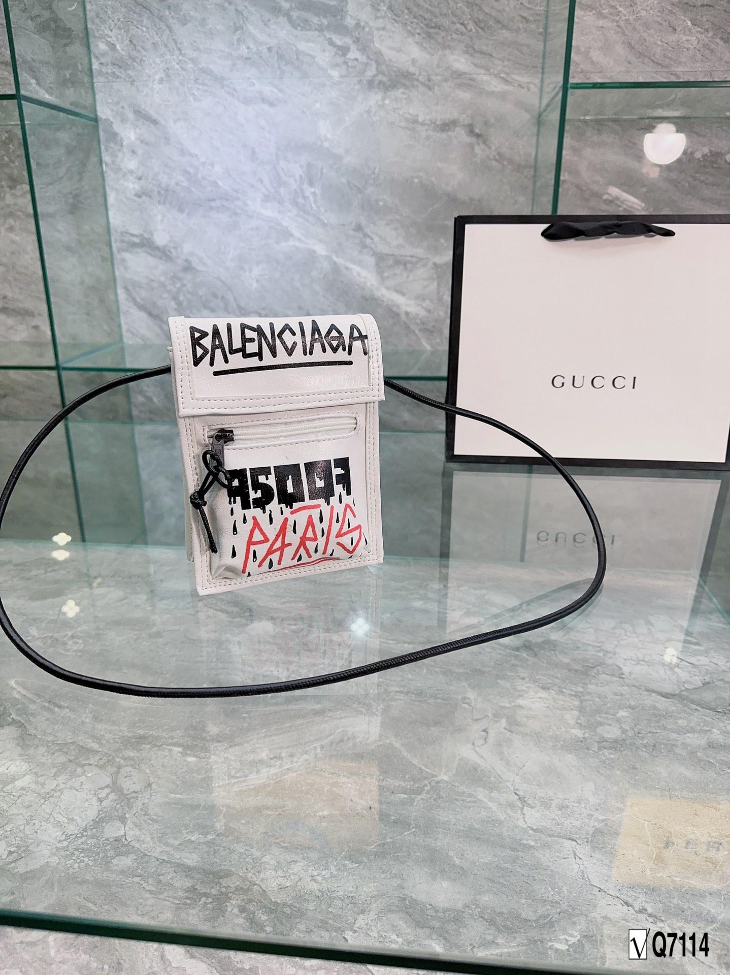 Replica Balenciaga Bag 15*20CM
