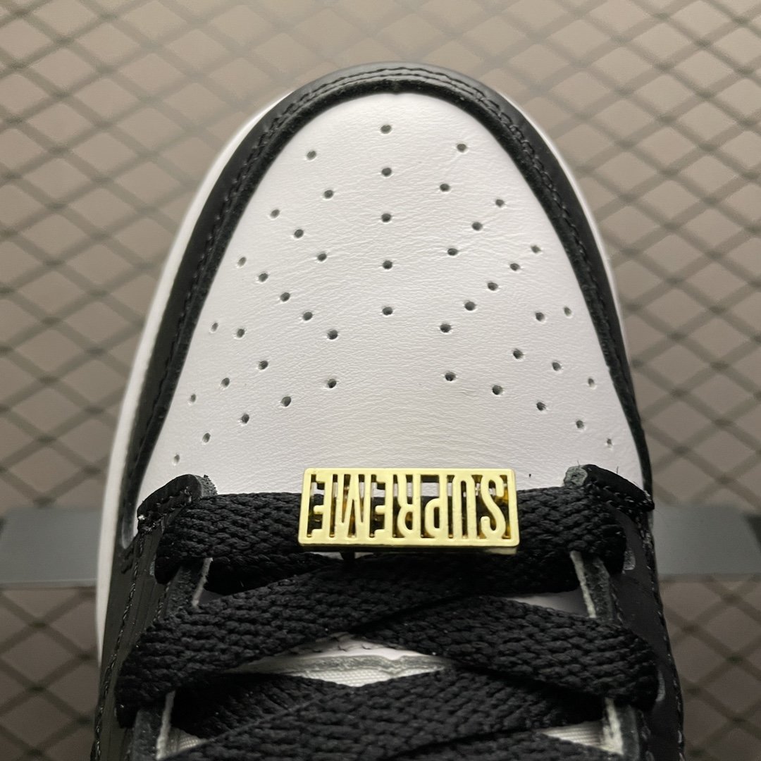 Replica Nike Dunk SB Shoe Supreme x Nike SB Dunk Low Black Stars DH3228-102 36-47