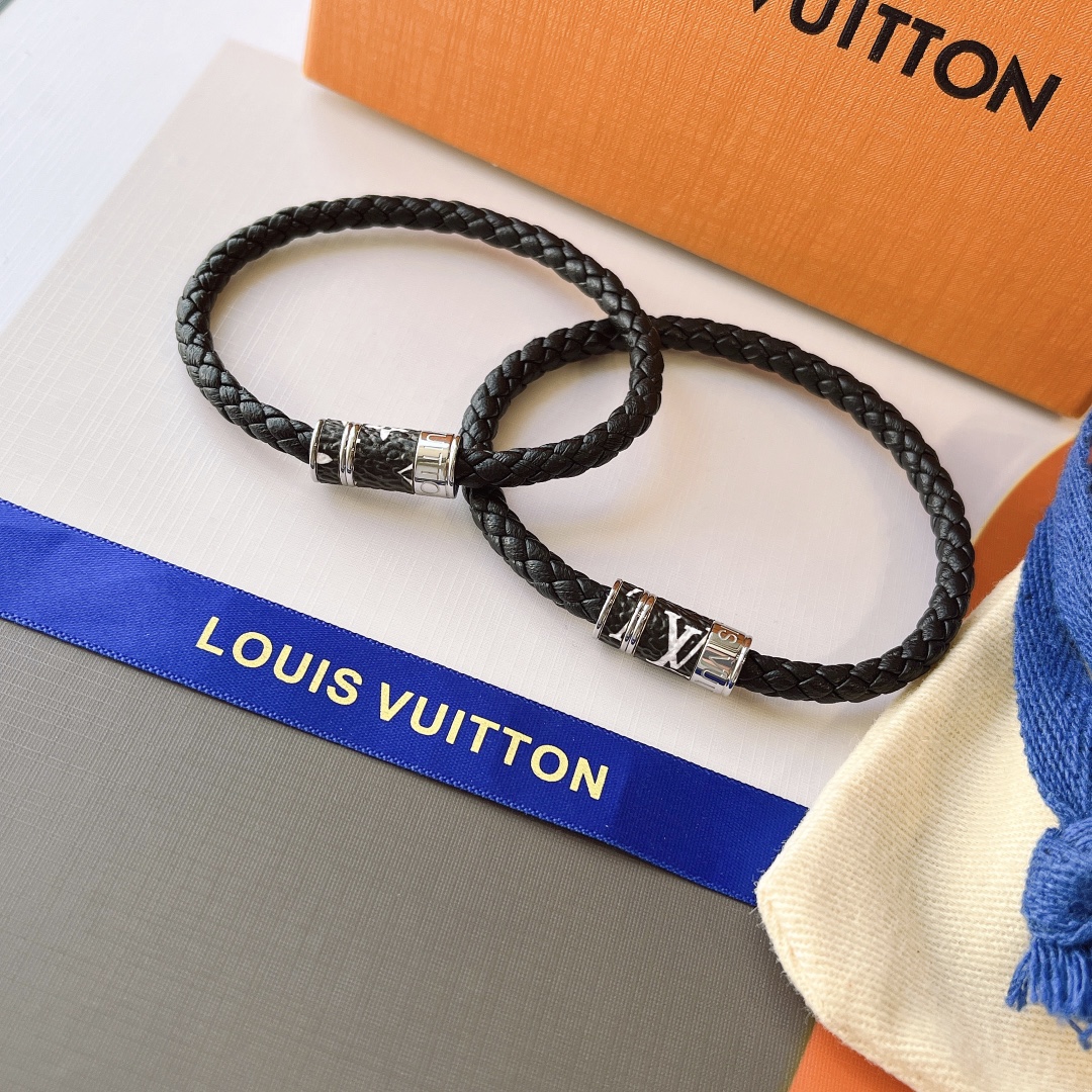 Replica LOUIS VUITTON Bangle