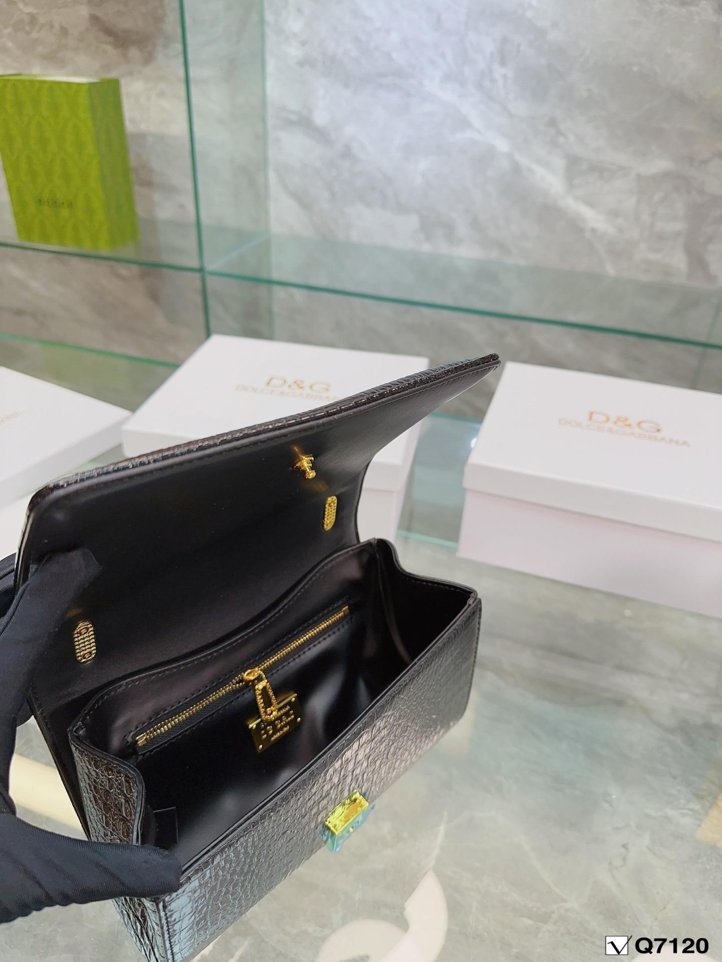 Replica Dolce Gabbana Bag 22*16CM