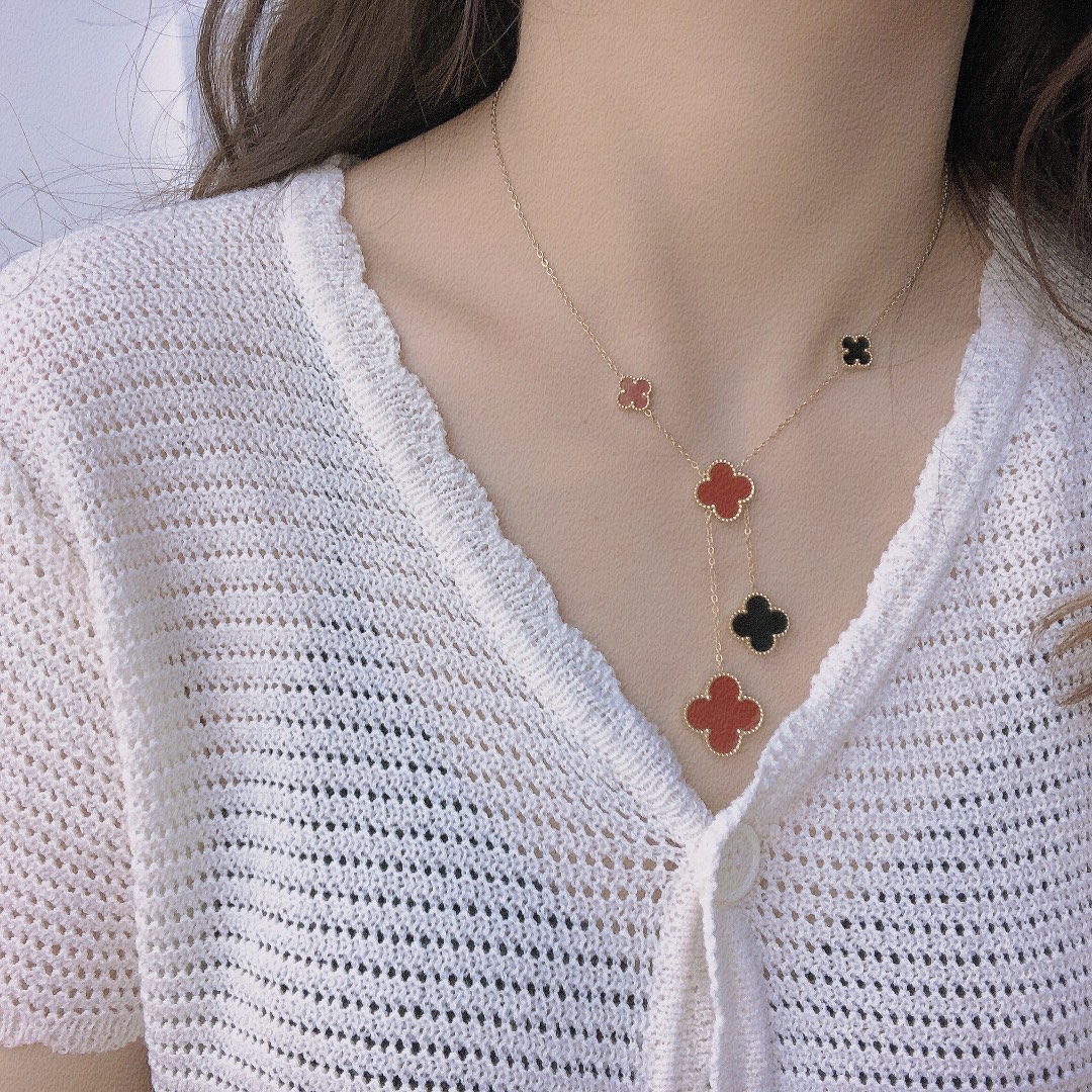 Replica VanCleef Arpels Necklace