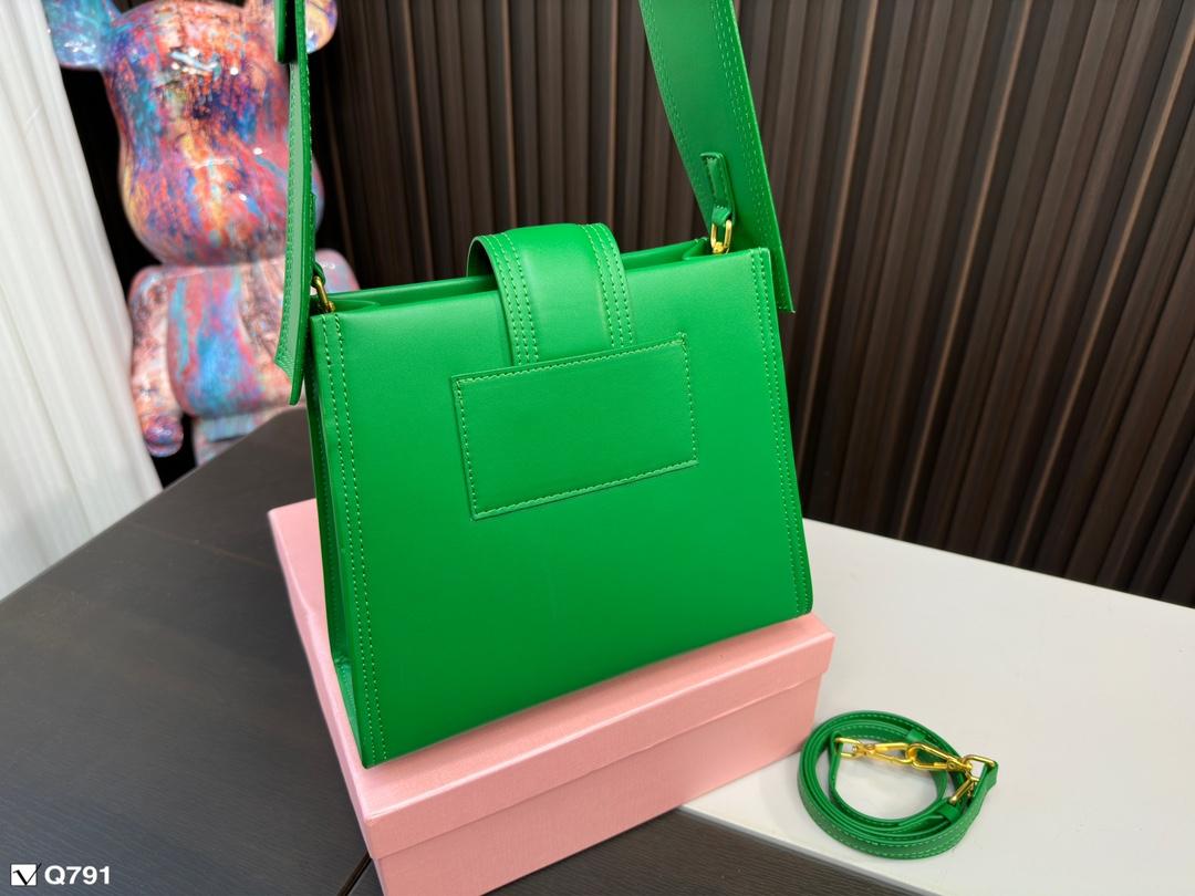 Replica Jacquemus Bag 25*21CM