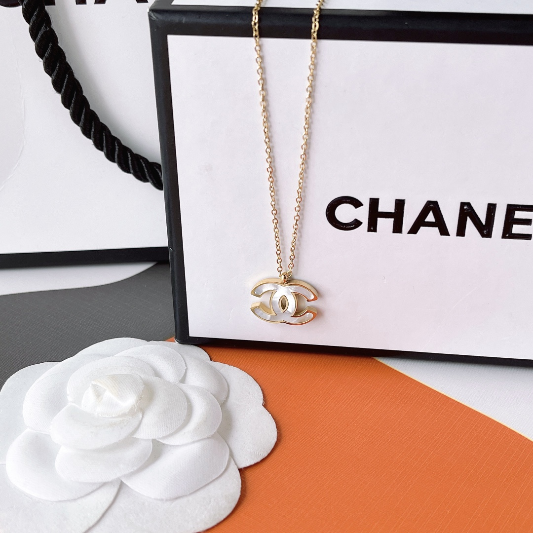 Replica CHANEL Necklace