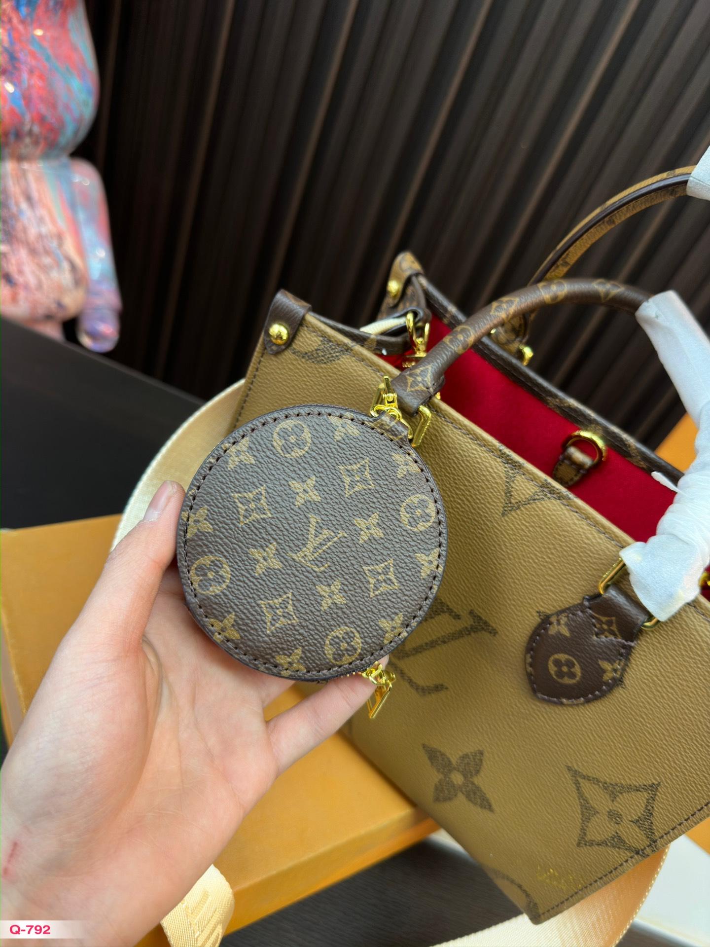Replica Louis Vuitton Bag 19*25CM