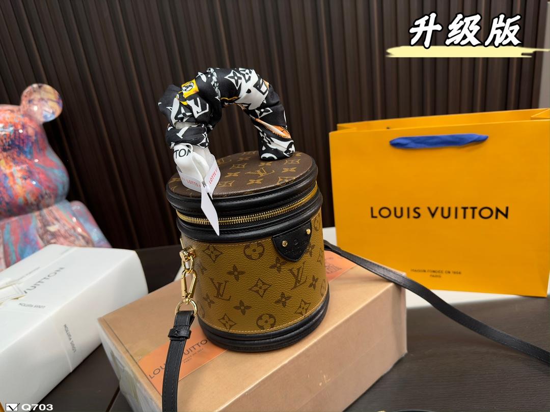 Replica Louis Vuitton Bag 20*15CM