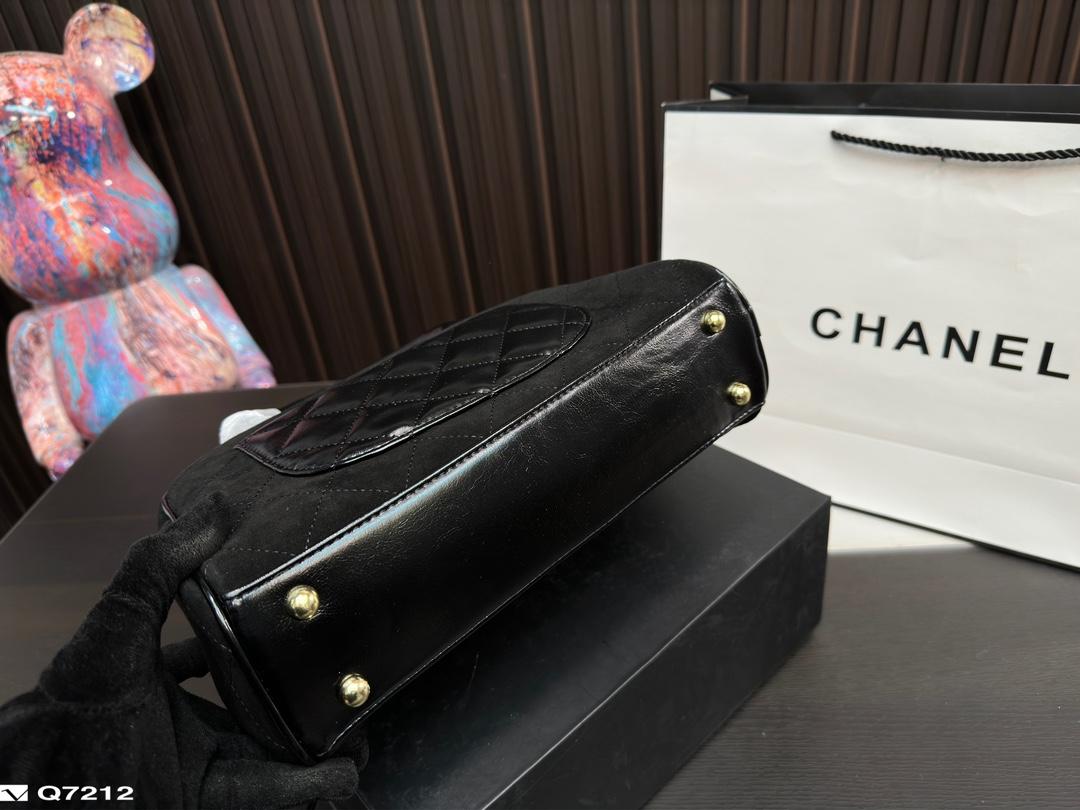 Replica Chanel Bag 28*17CM