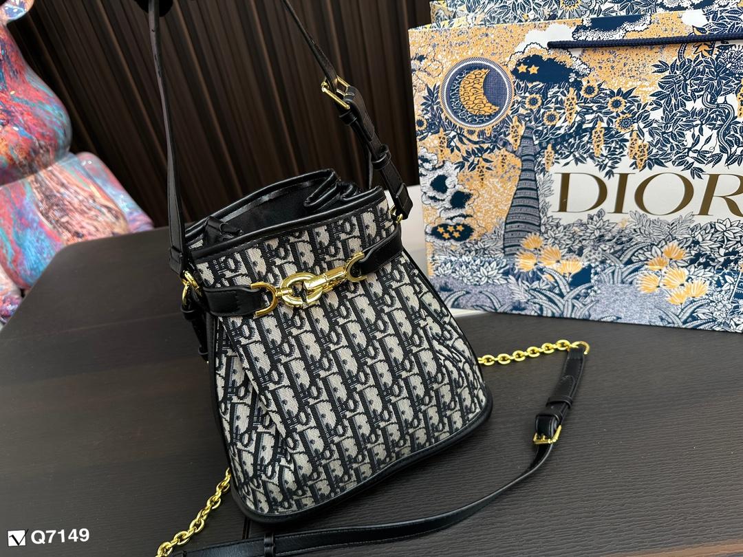 Replica Dior Bag 24*24CM