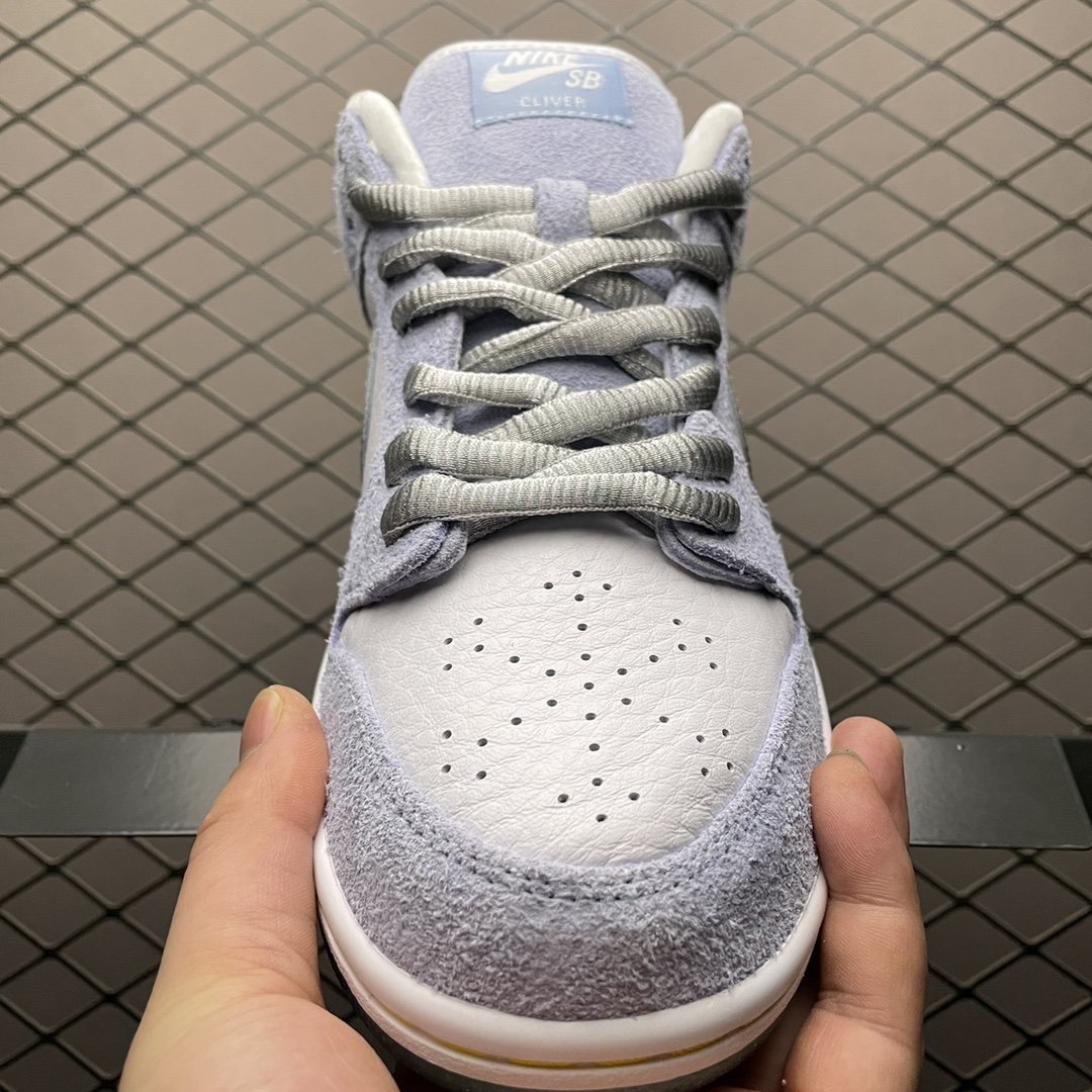 Replica Nike Dunk SB Shoe Sean Cliver  Nike SB Dunk Low Pro QS Holiday Special _01810