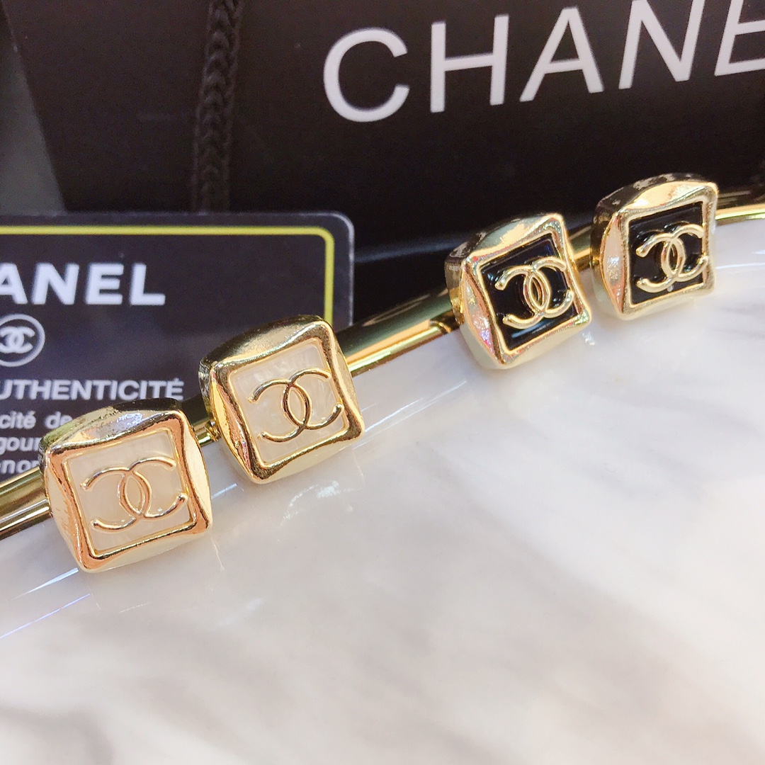 Replica CHANEL Earring