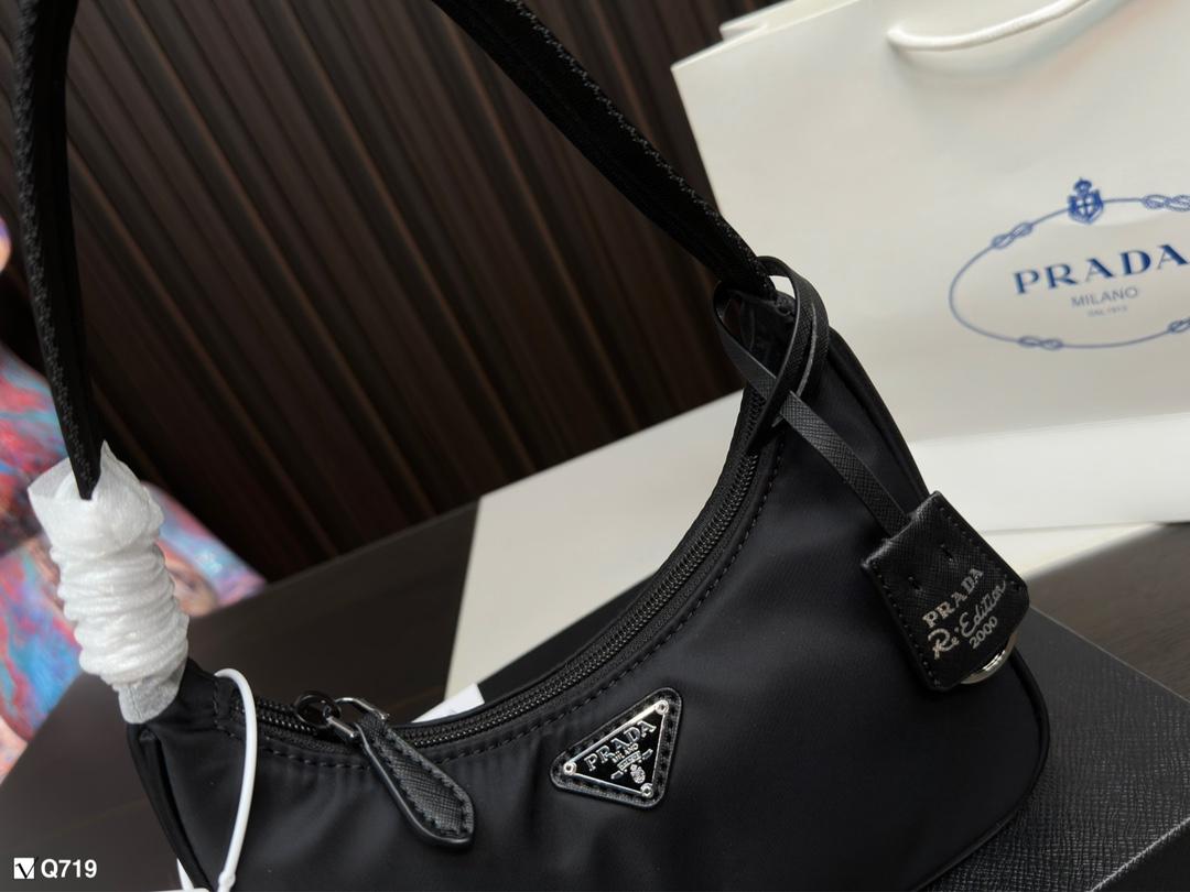 Replica Prada Bag 22*11CM