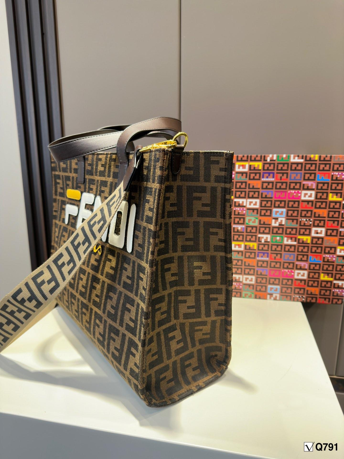 Replica Fendi Bag 36*30CM