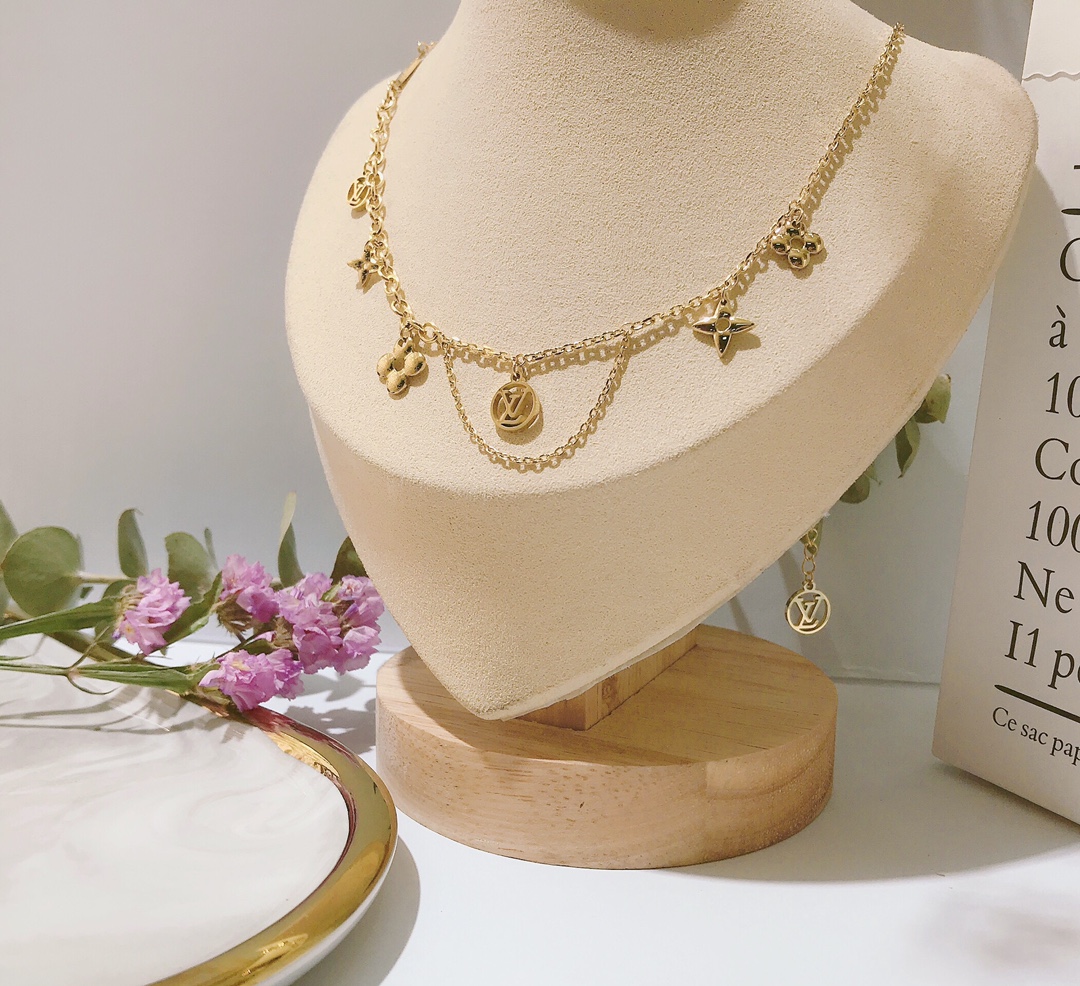 Replica LOUIS VUITTON Necklace