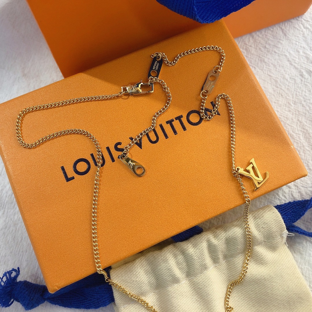 Replica LOUIS VUITTON Necklace
