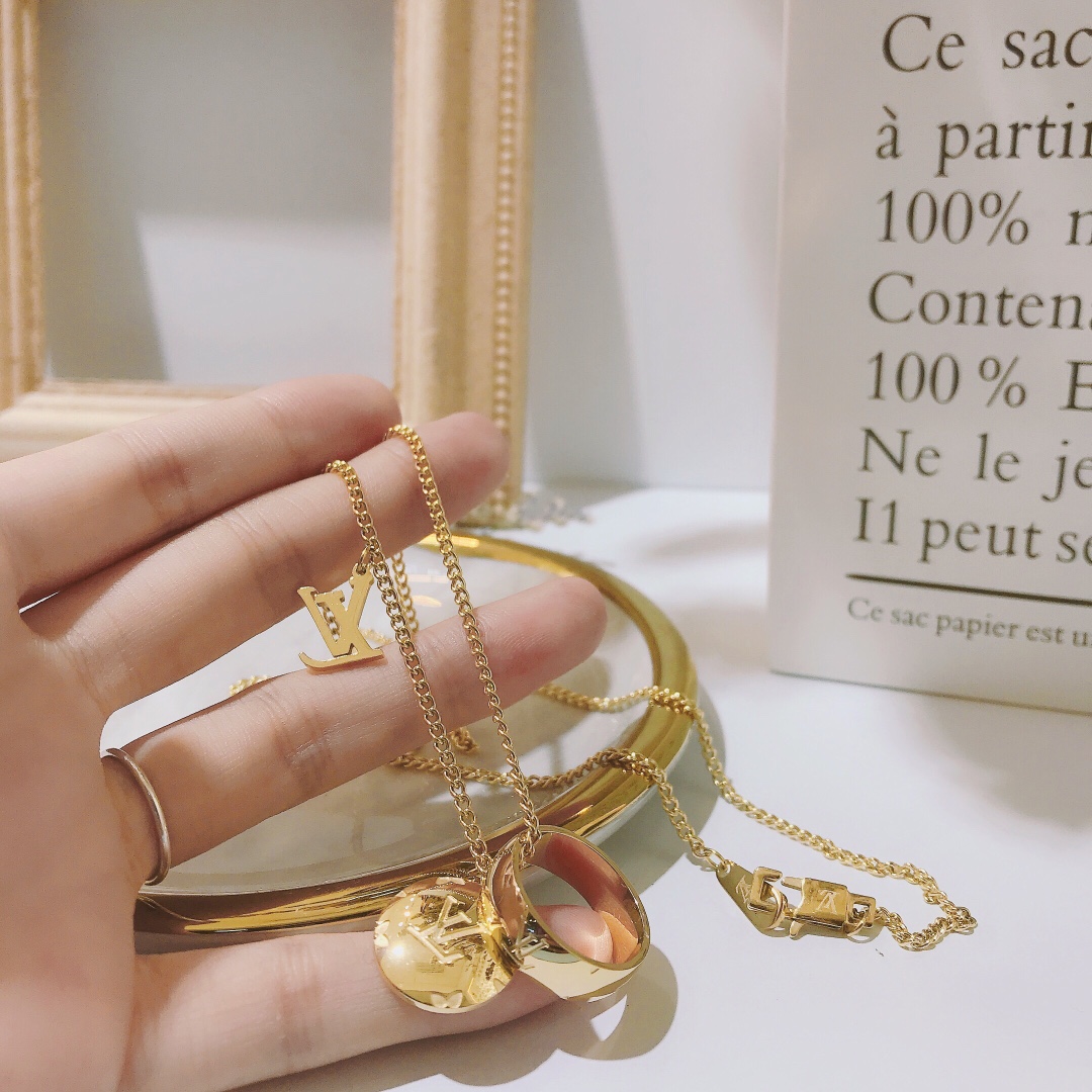 Replica LOUIS VUITTON Necklace