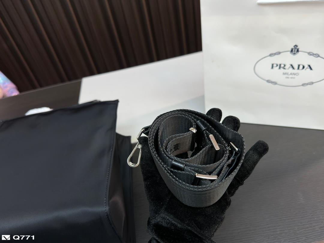 Replica Prada Bag 24*26CM