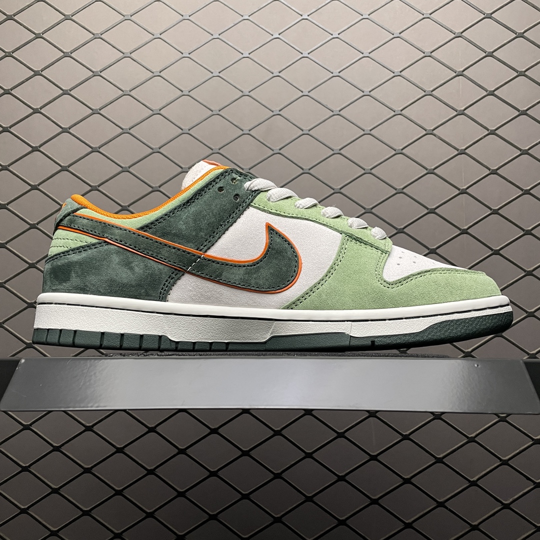 Replica Nike Dunk SB Shoe Otomo Katsuhiro x Nike Dunk Low LF0039-024 SIZE 36-46