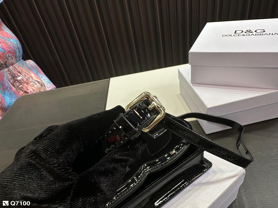Replica Dolce Gabbana Bag 20*16CM