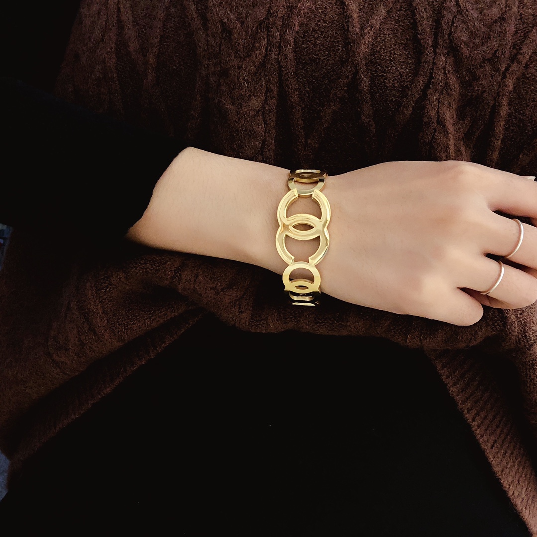 Replica CHANEL Bangle