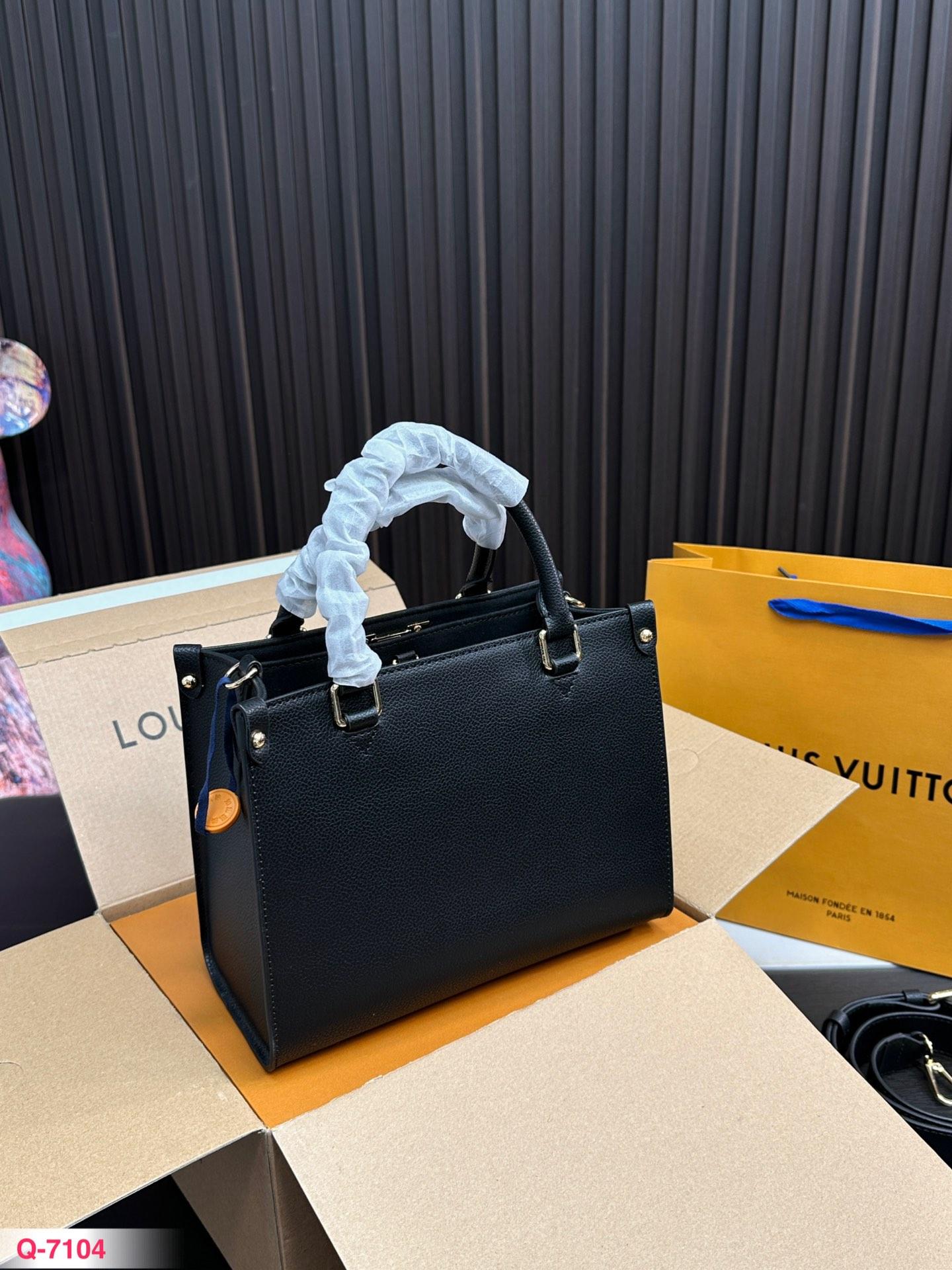Replica Louis Vuitton Bag 23*18CM