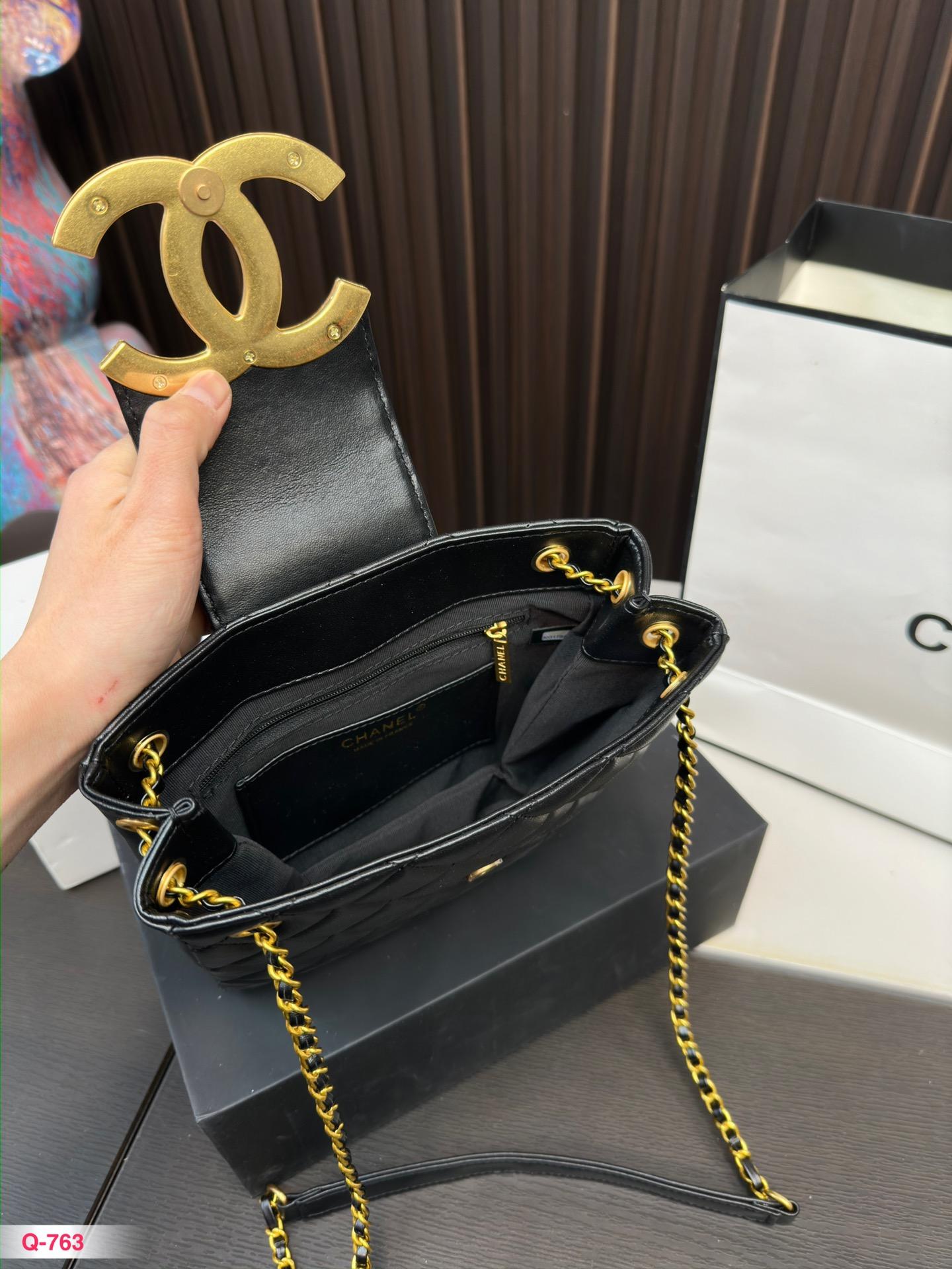 Replica Chanel Bag 19*21CM