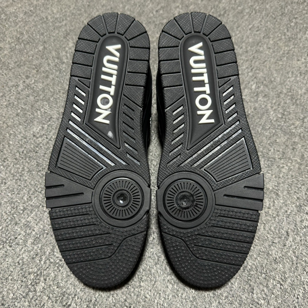 Replica Louis Vuitton Shoe Louis Vuitton LV Trainer size 35-46