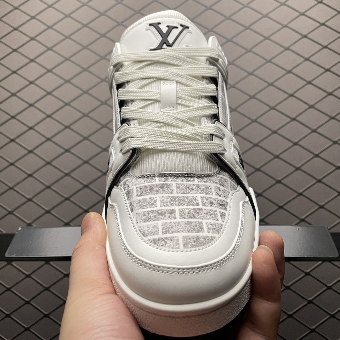 Replica Louis Vuitton Shoe Louis Vuitton LV Trainer Size 38-45 WhiteBlack