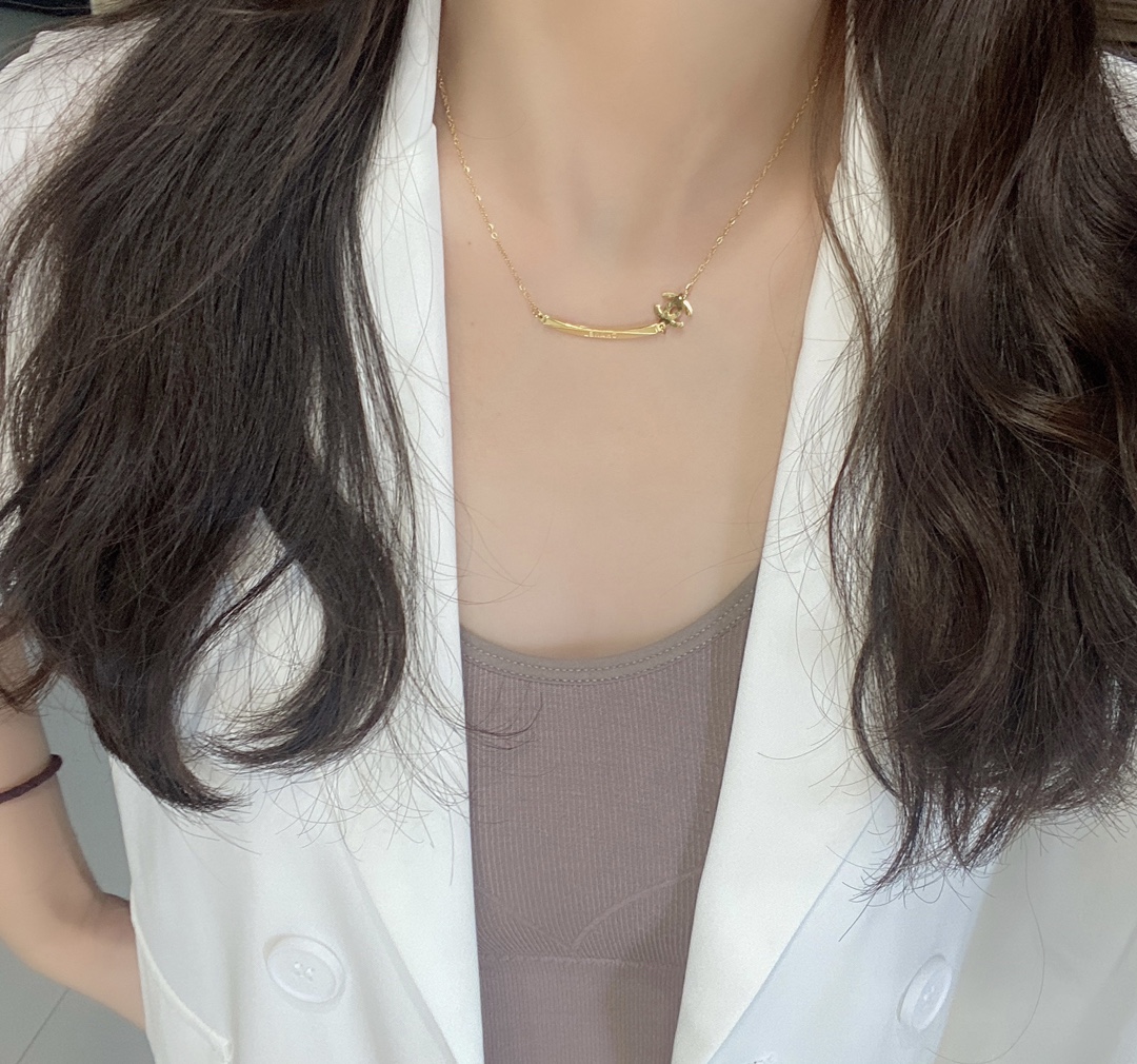 Replica CHANEL Necklace