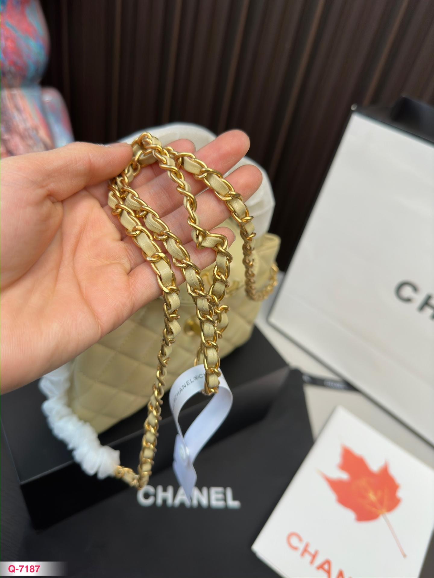 Replica Chanel Bag 14*19CM