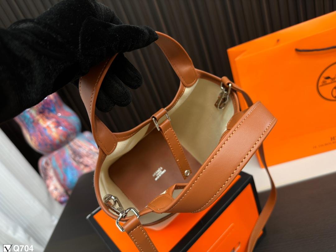 Replica Hermes Bag 14*19CM