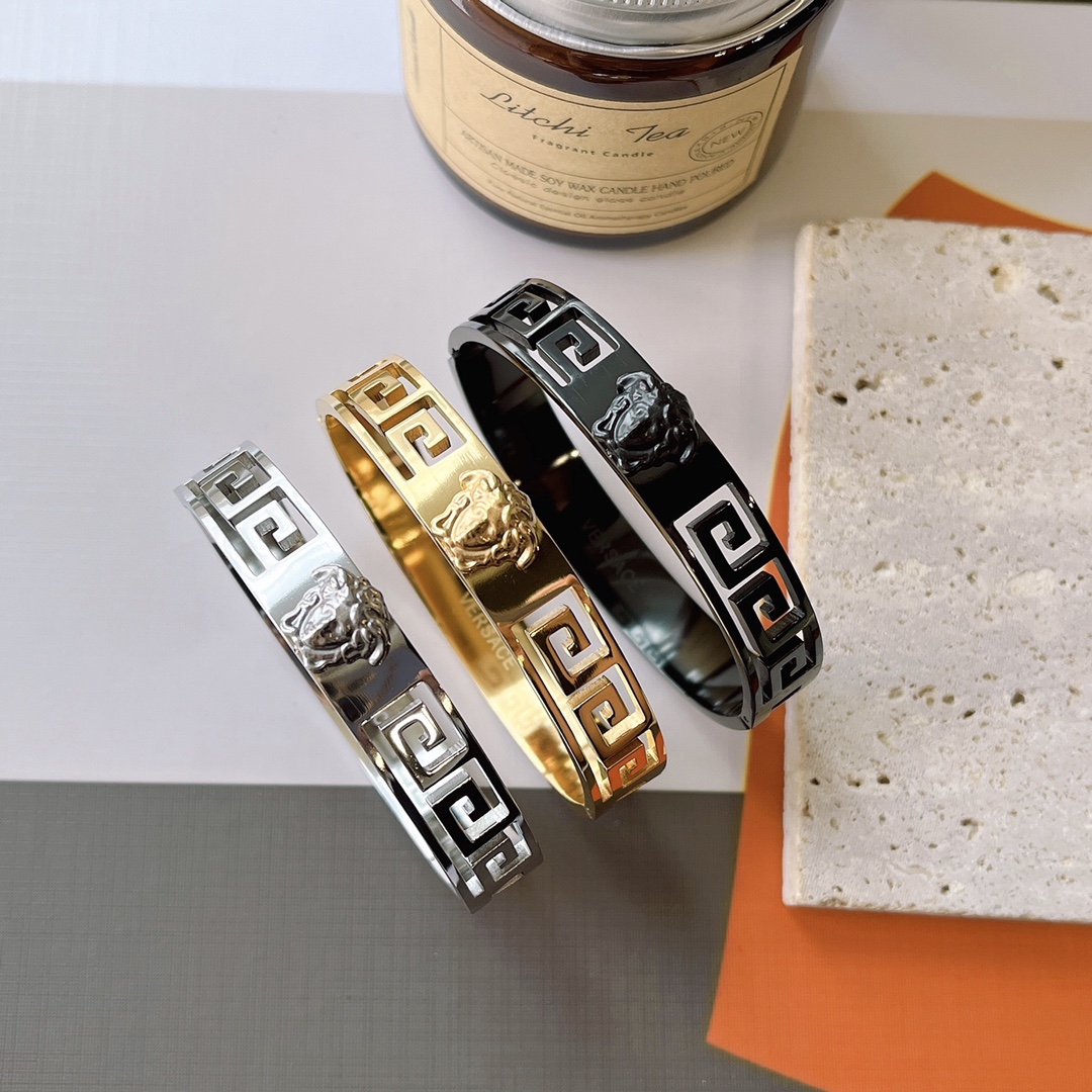 Replica VERSACE Bangle