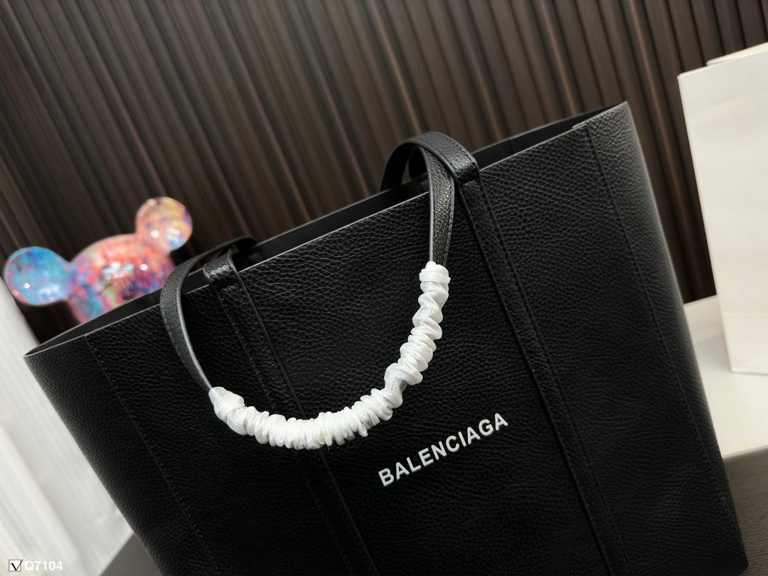Replica Balenciaga Bag 36*29CM