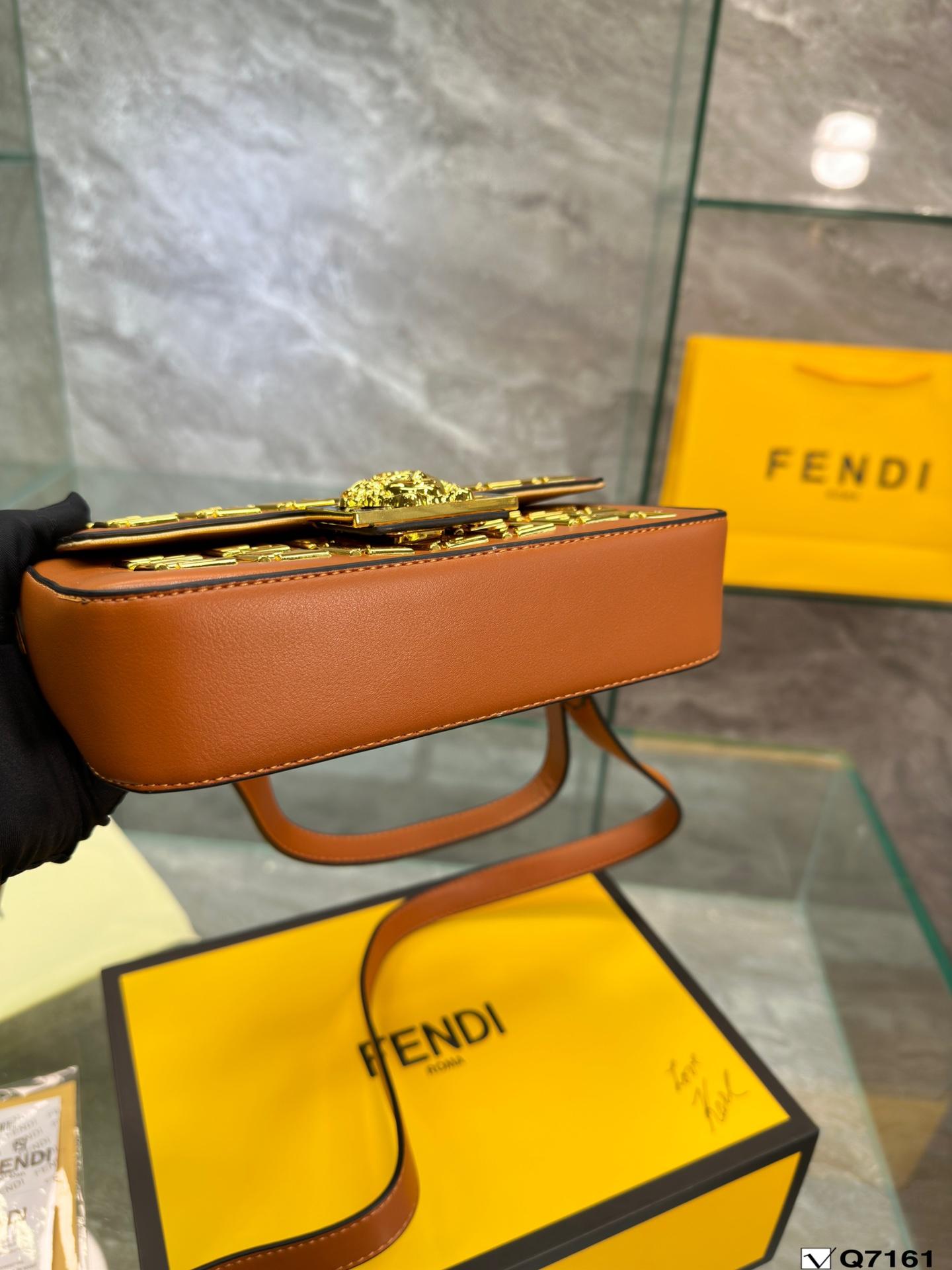 Replica Fendi Bag 22*13CM