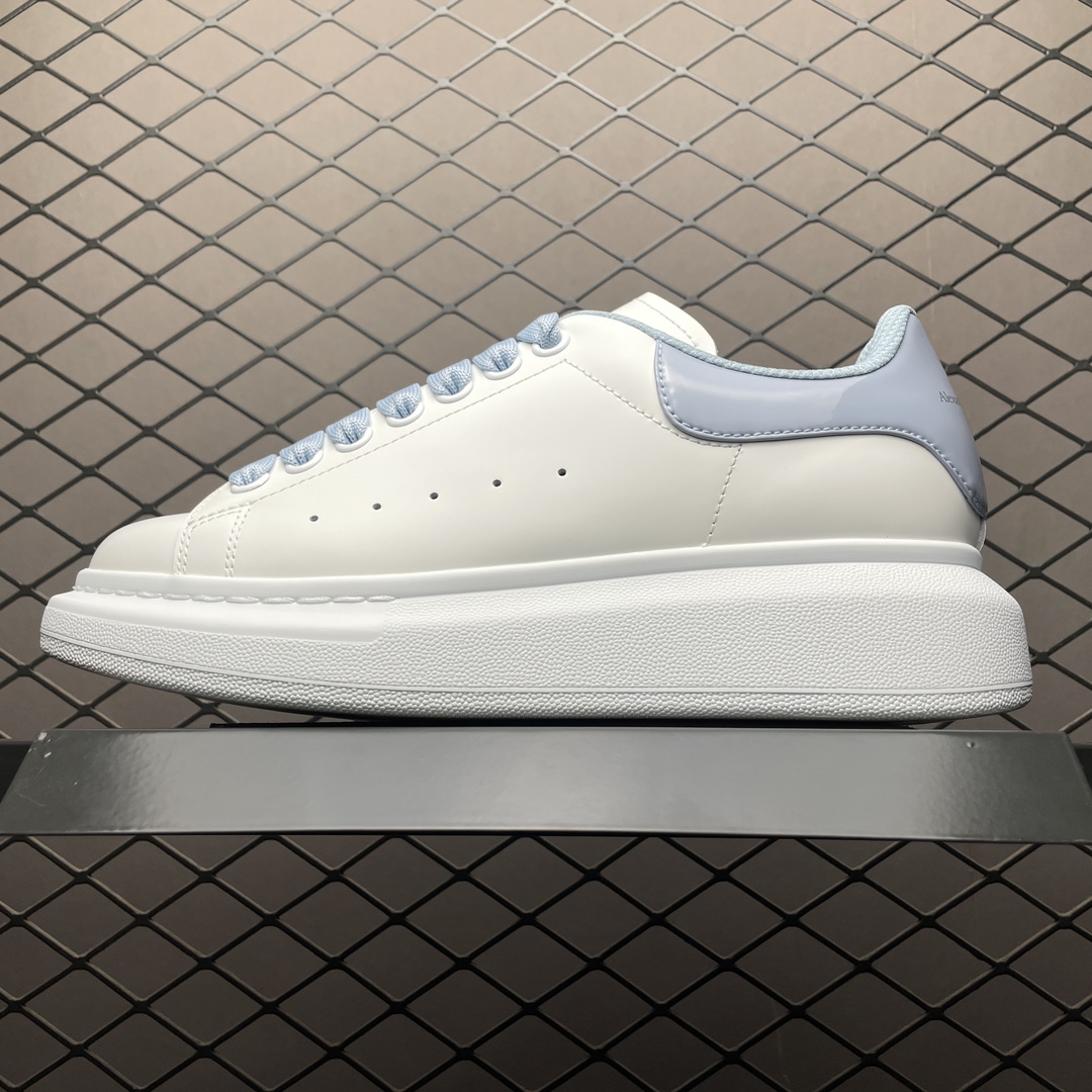 Replica Alexander McQueen Shoe Alexander McQueen size 35-45 with half size.az