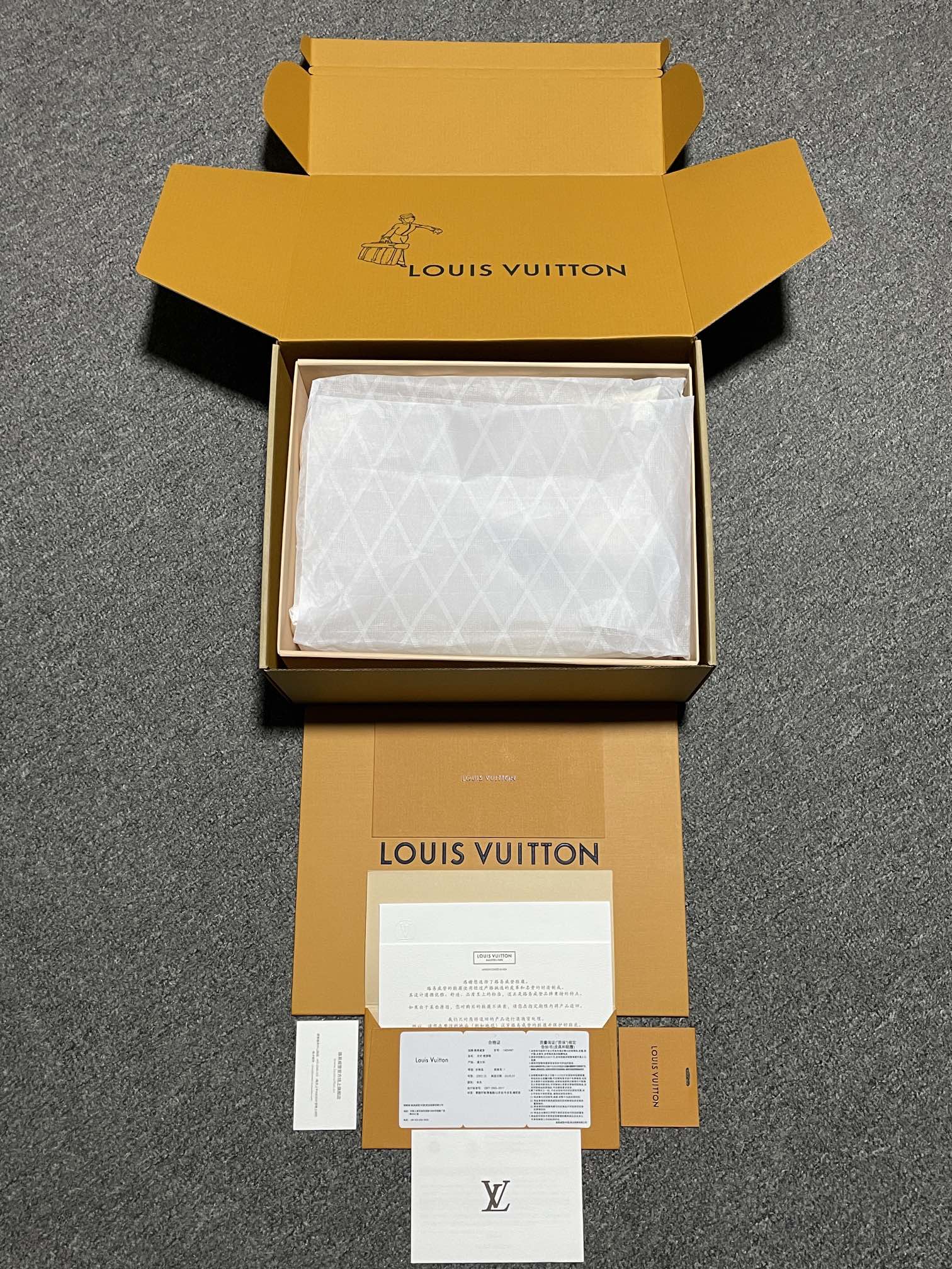 Replica Louis Vuitton Shoe Louis Vuitton LV Skate 23ss size 38-45x