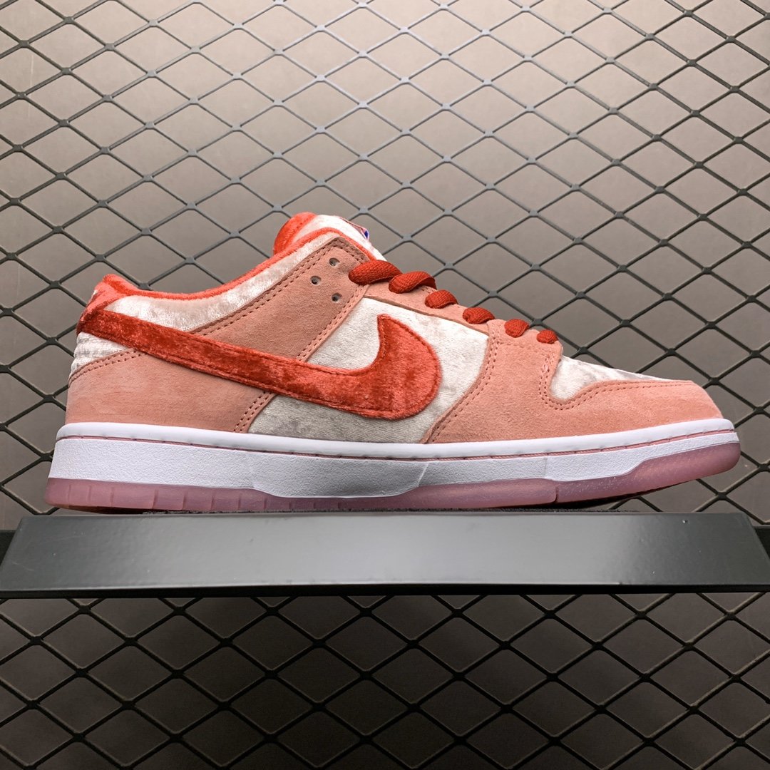 Replica Nike Dunk SB Shoe StrangeLove x Nike SB Dunk Low Valentines Day CT2552-800 36-46