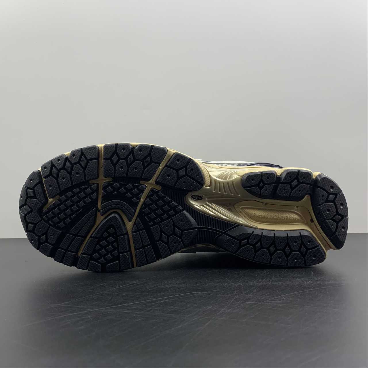 Replica New Balance Shoe New Balance NB1906  M1906RR  36-45