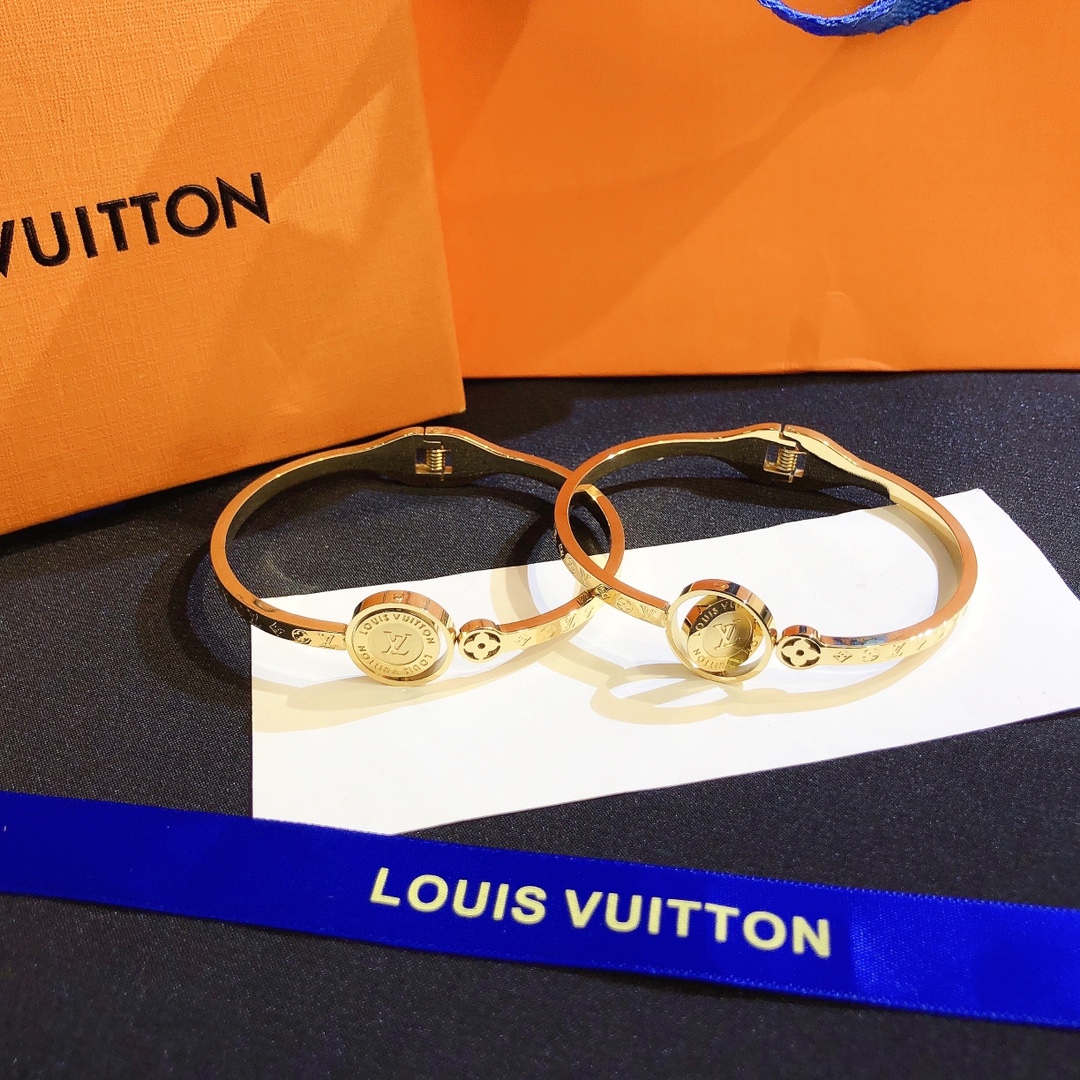 Replica LOUIS VUITTON Bangle