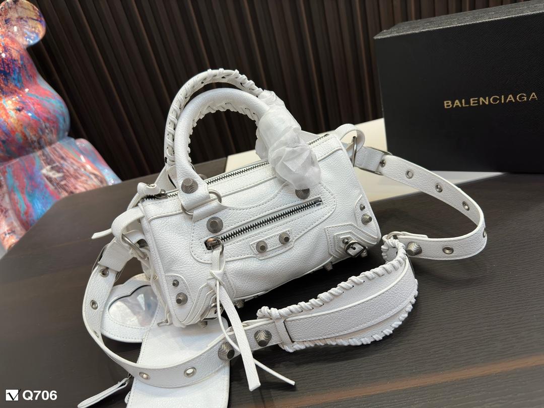 Replica Balenciaga Bag  23*13CM/28*15CM