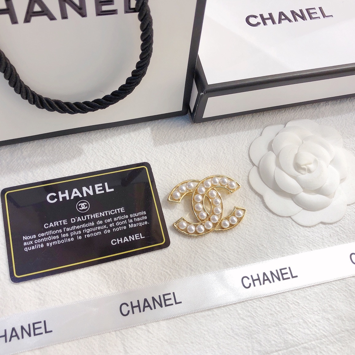 Replica CHANEL Brooch