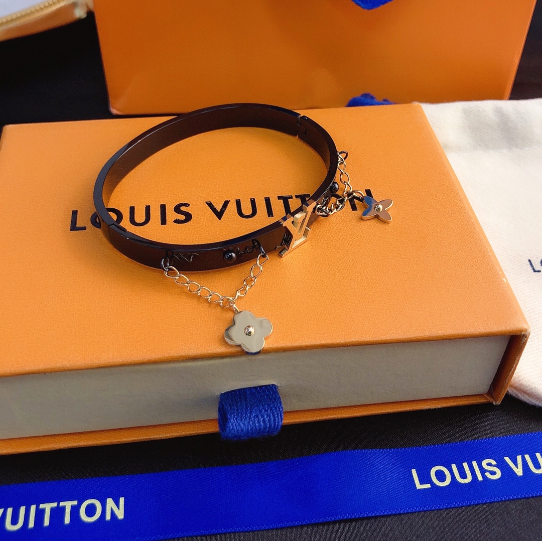 Replica LOUIS VUITTON Bangle