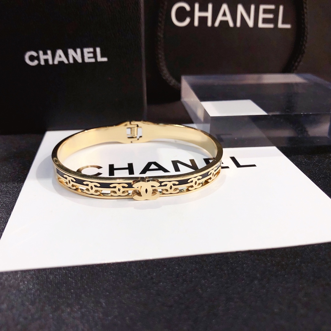 Replica CHANEL Bangle