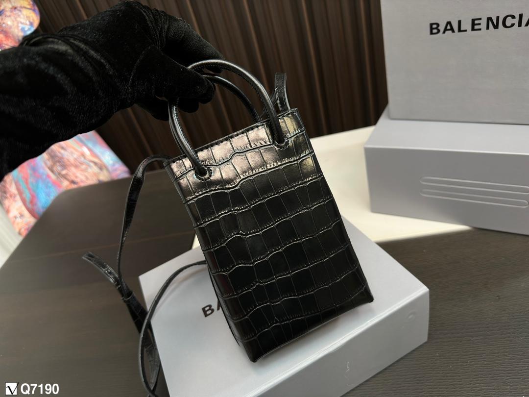 Replica Balenciaga Bag 13*18CM