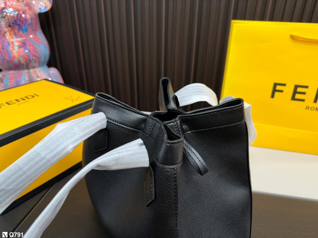Replica Fendi Bag 27*26CM