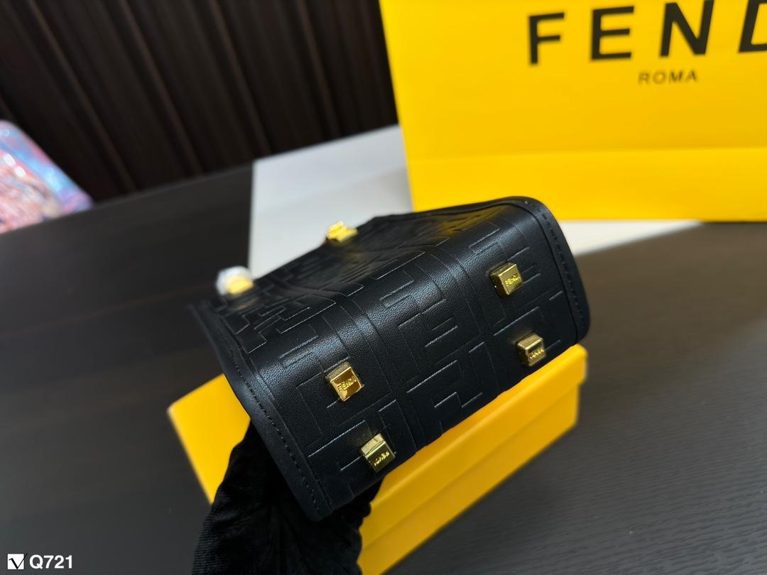 Replica Fendi Bag 12*18CM